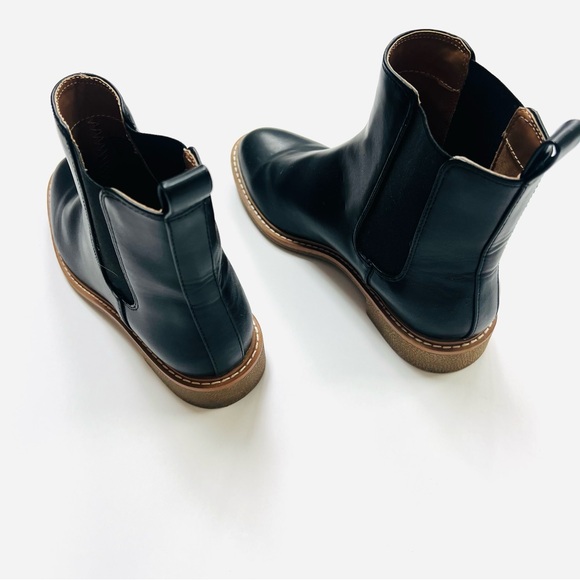 Universal Thread Chelsea Boot - Picture 7 of 11